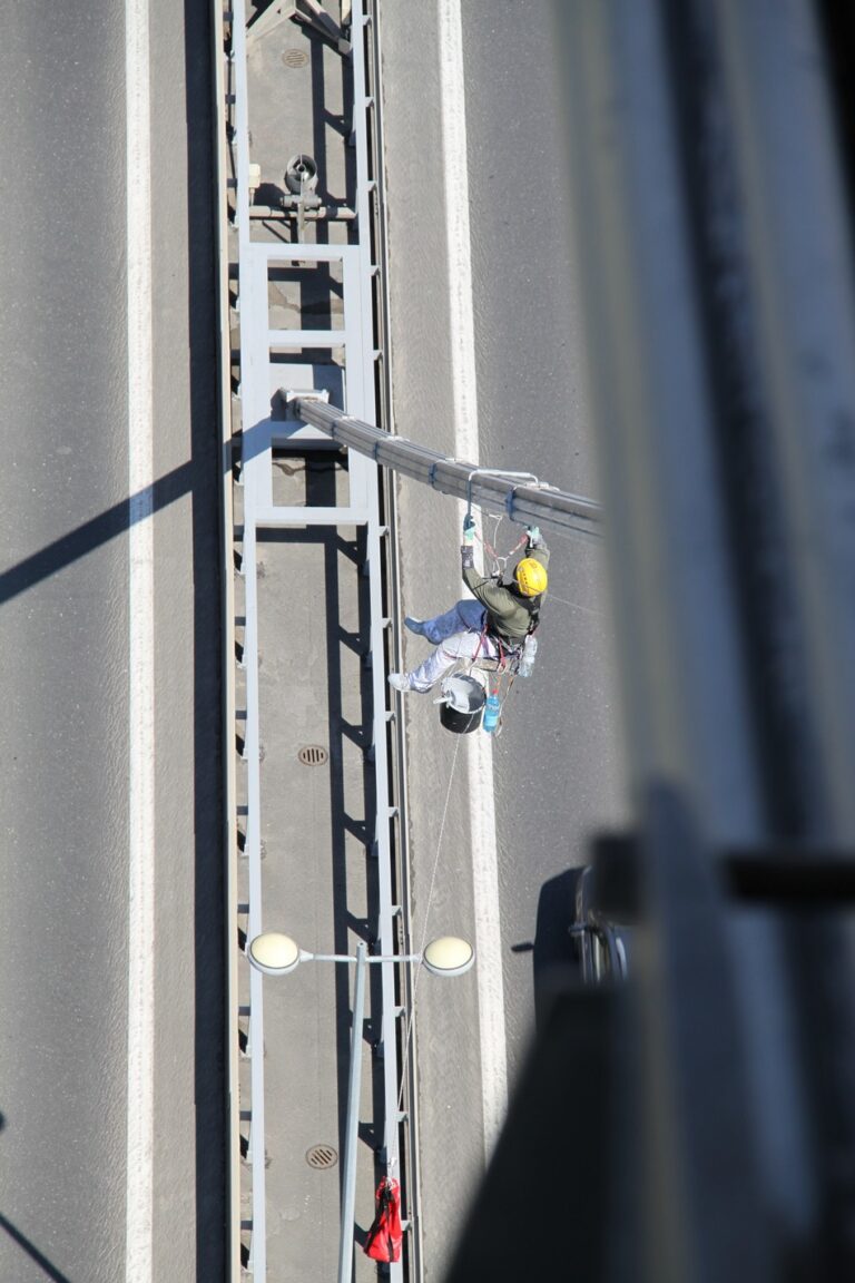 prace vo výške a nad voľnou hĺbkou